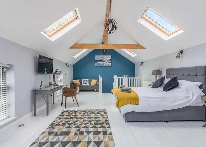 Rainbow House - Entire Place
